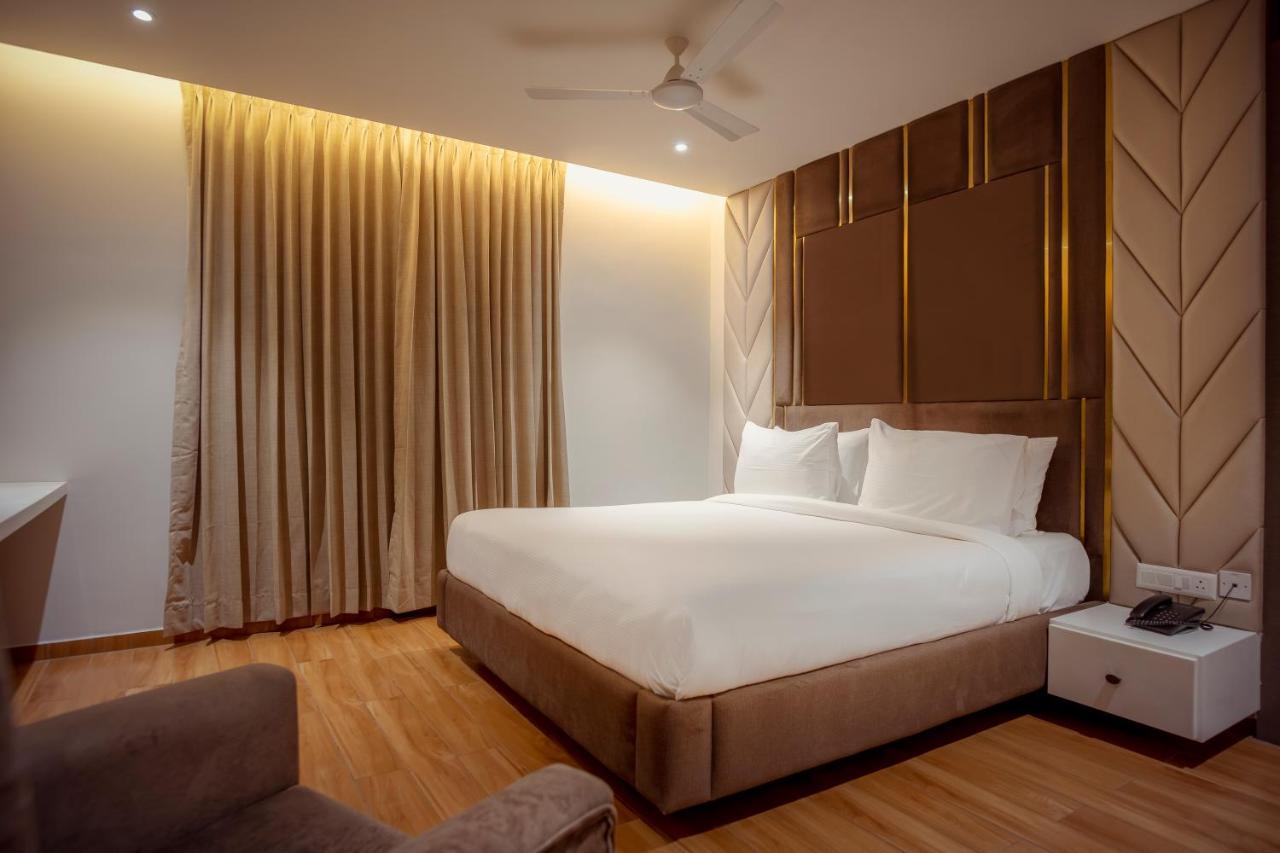 Northway Hotel Visákhapatnam Kültér fotó